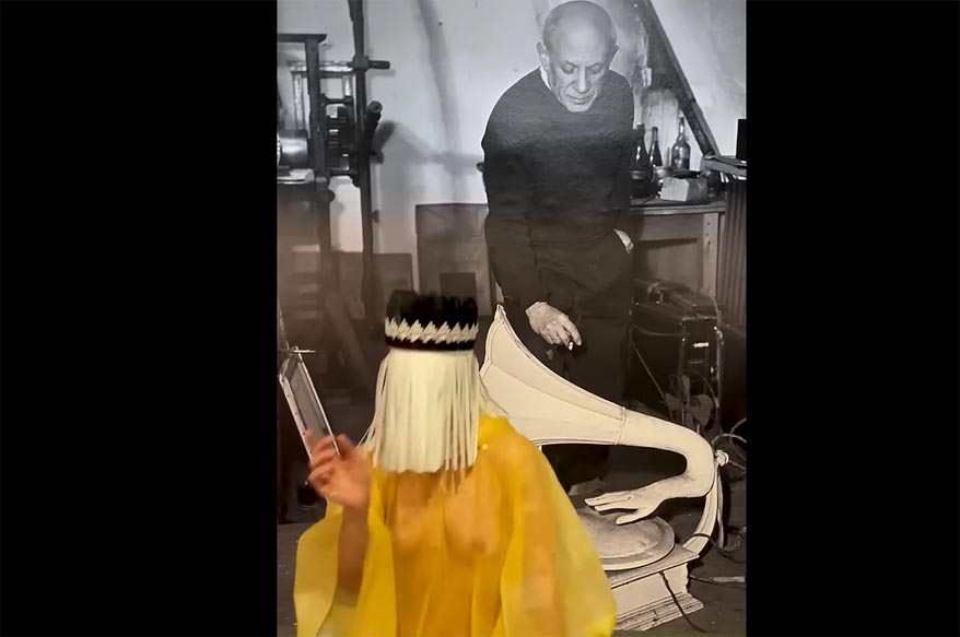 Encontres amb Hélène Vanel, Performance coreogràfica a càrrec de Sònia Gómez - VIDEO 1