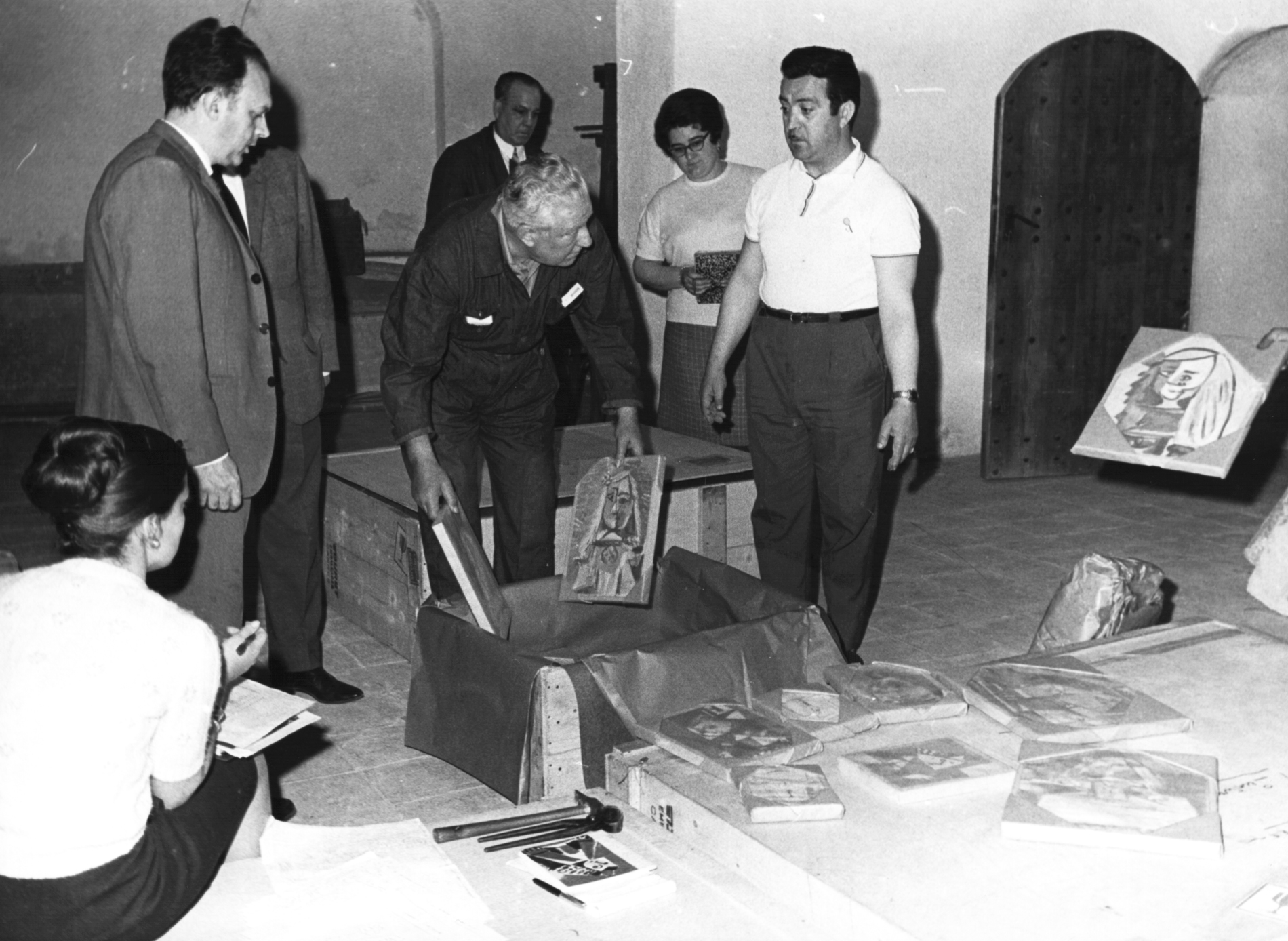Arribada de la sèrie "Las Meninas" al Museu Picasso Barcelona, 9 de maig del 1968. Fotografia: Pérez de Rozas. Museu Picasso, Barcelona