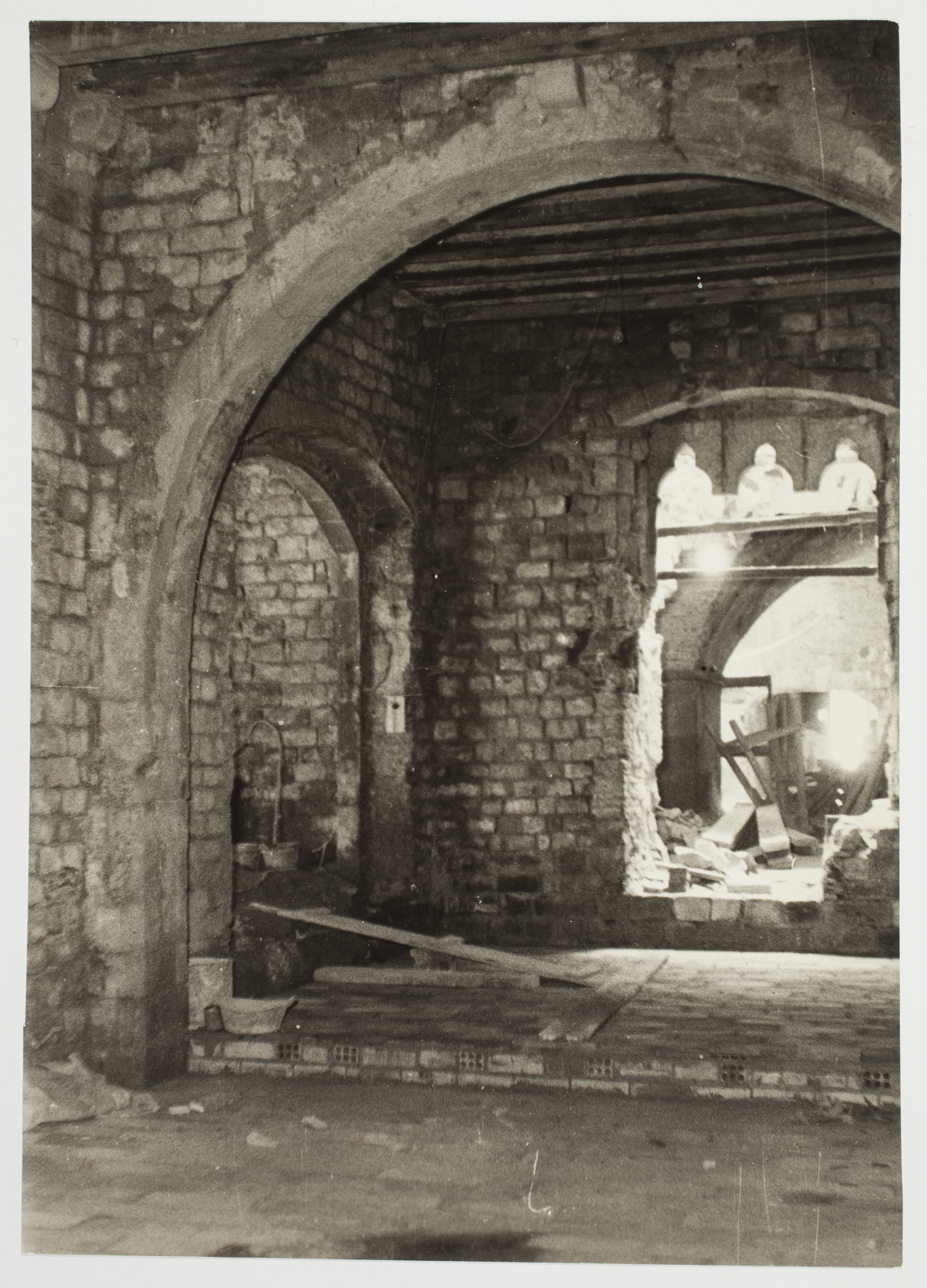 Obres de rehabilitació del Palau Berenguer d’Aguilar Barcelona, 1961-1963. Fotografia: J. Pi. Museu Picasso de Barcelona. Fons Jaume Sabartés