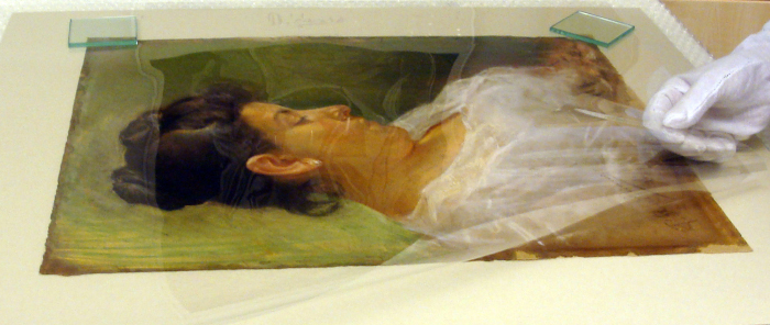 Restauración Retrato de la madre del artista Detalle de la restauración del Retrato de la madre del artista