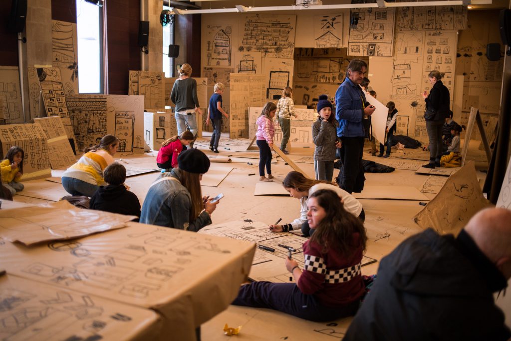 “City Parade”, by Jordi Colomer