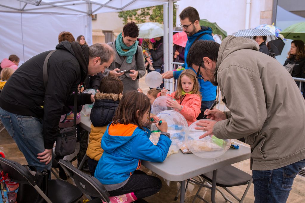 “Volatile drawings”, by Mar Saiz