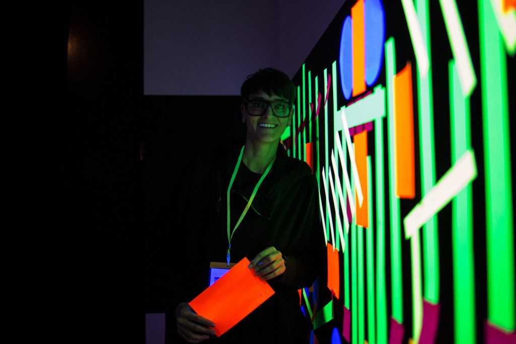 “Break the black”, by Anna Anglès